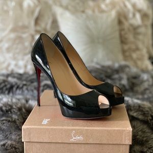 ❤️❤️Christian Louboutin New Very Prive 120❤️❤️